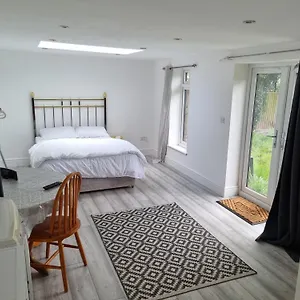 Holiday Out House , London United Kingdom